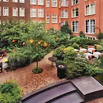 Sofitel Legend The Grand Hotel 5*