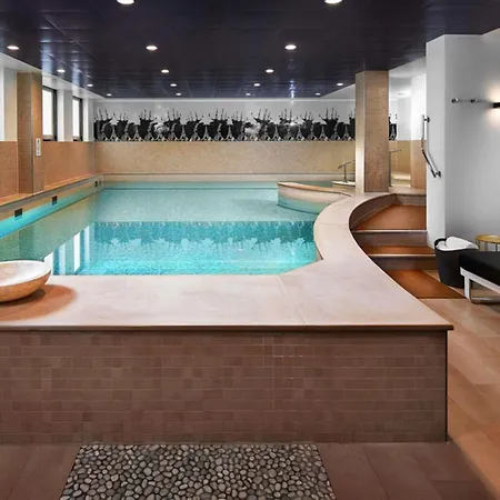 Sofitel Legend The Grand Hotel 5*