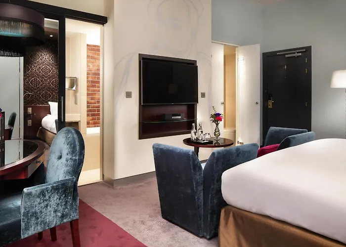 Sofitel Legend The Grand 5*