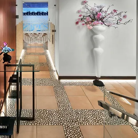 Sofitel Legend The Grand 5*