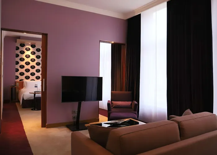 Sofitel Legend The Grand Hotel